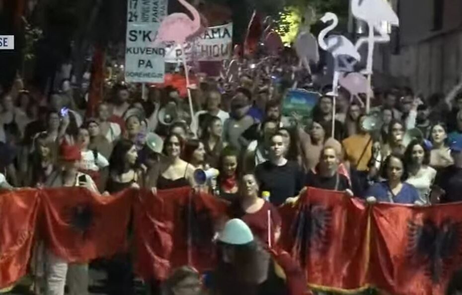 protesta tirane 1