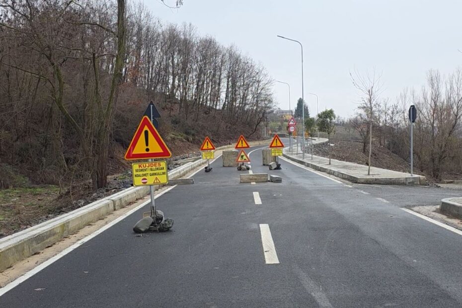 Unaza e Burrelit përsëri në tender/ 930 mijë euro të tjera për rrugën që u shemb dhe nuk funksionoi asnjë ditë 10 unaza