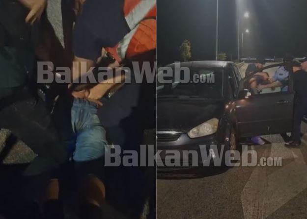 Vrau nënën, plagosi babanë/ E nxjerrin nga makina, e shtrijnë përtokë dhe i vënë prangat, momenti kur arrestohet 45-vjeçari (VIDEO) 5 vrasja ne lushnje vret nenen
