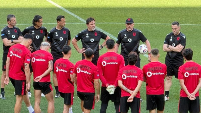 Maran hap listën e madhe, rreth 50 ftesa për Kombëtaren, mes tyre 3 lojtarë të Dinamo City 10 800 0 52f58f9f58bd5790157ff0461651b879