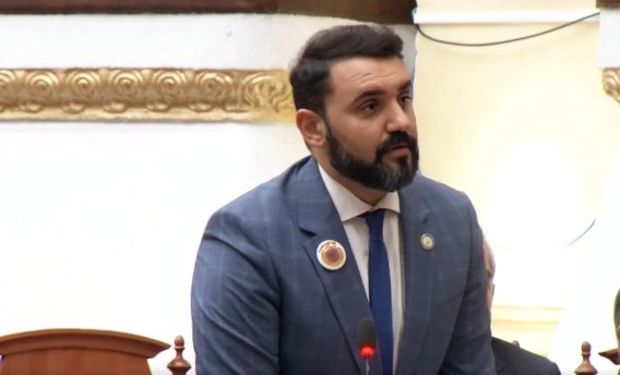 Belind Kellici1
