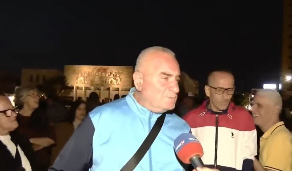 Protesta e 117-të kundër qeverisë në Tiranë – Qytetari: Do të protestojmë çdo ditë dhe do të mblidhemi çdo ditë e më shumë! 5 Capture 214