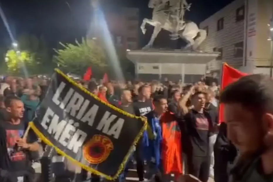 Protesta ne shesh 4f47fcaf