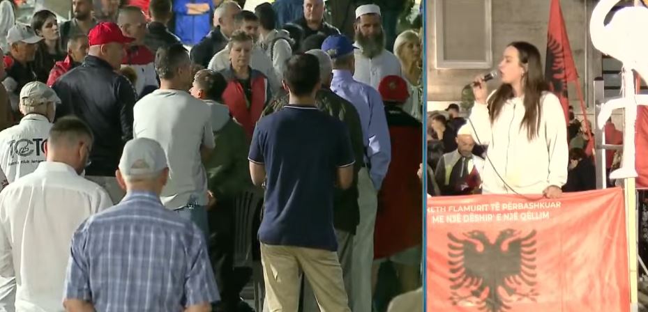 “Ish-drejtoresha e SHISH mendon se mund të intimidojë gazetarët” – Aktivistja: Solidarizohemi me gazetaren Klodiana Lala! Jemi këtu kundër diktaturës së krimit dhe mafiozëve në pushtet 15 efwfefef
