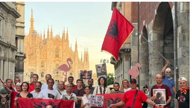 protesta ne Milano1