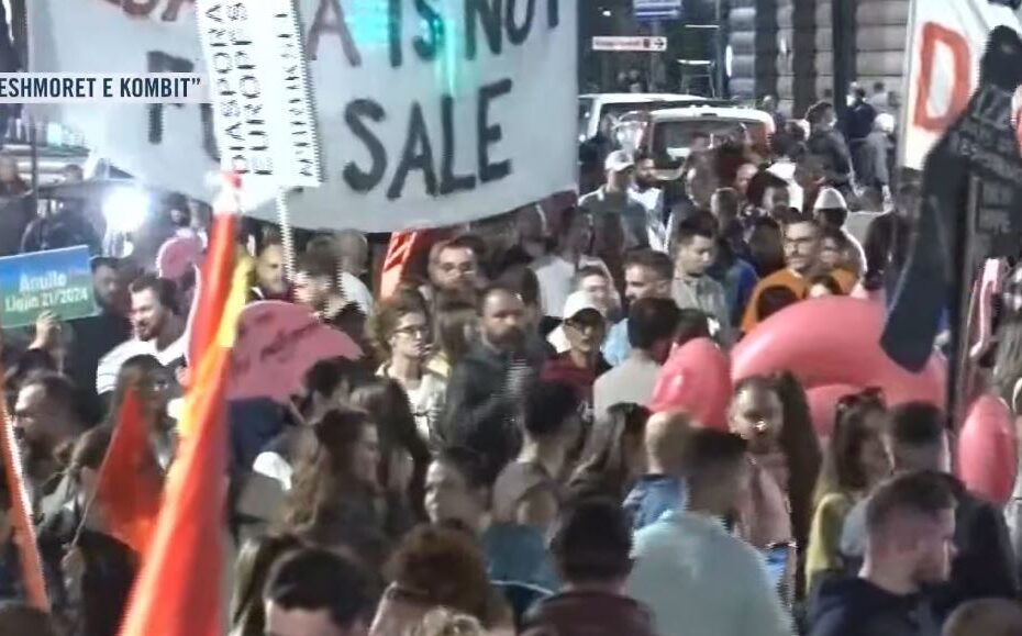 protestaa 999