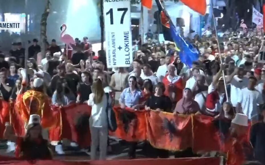 Nesër thirrje për protestë në 10:00 para Kuvendit/ Marshim-protestë në Tiranë: Shqipëria kërkon revolucion, arrestoni Ramën 3 proteste 777