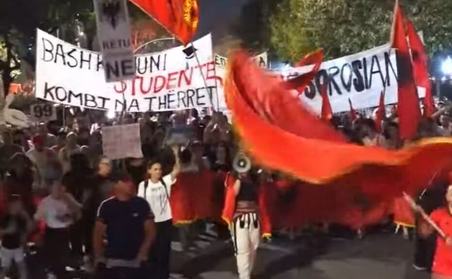 studente protestaaaaaaaaaaaaa