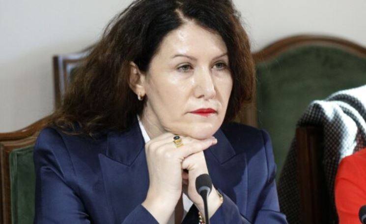 vlora hyseni 2