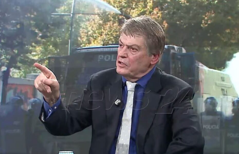 “Protestuesit i treguan Ramës kartonin e kuq tani” – Bamir Topi: Nuk ka më të drejtë të komunikojë me popullin! 7 54654634646