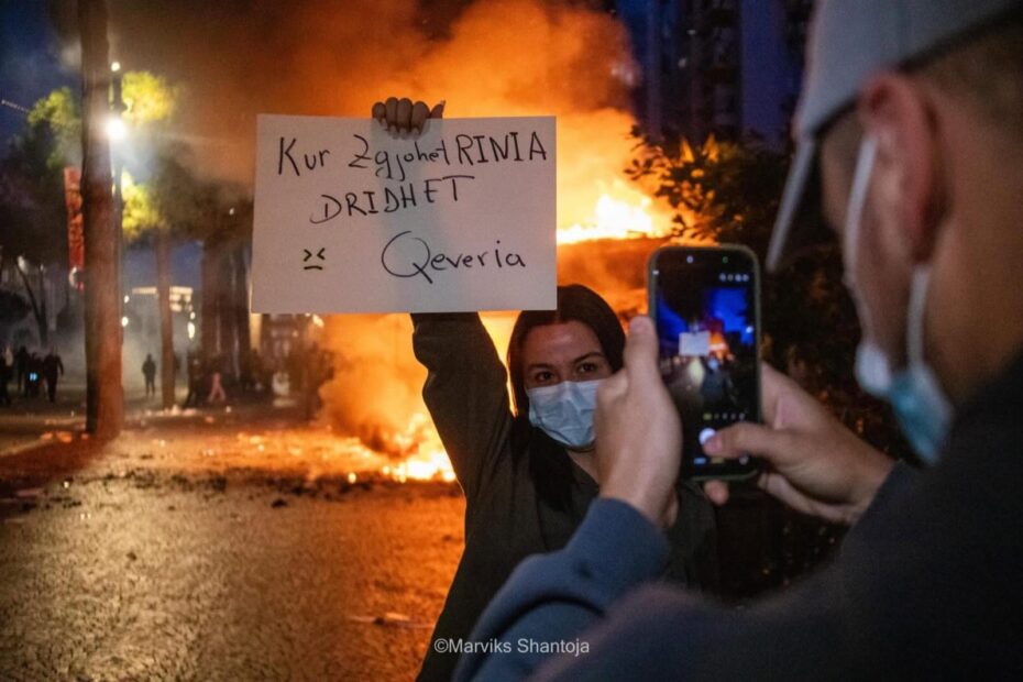 Sopranoja, Ramona Tullumani reagon për protestat studentore dhe dhunën ndaj të rinjve: Shqipëria dhe rinia meritojnë shpresë, jo errësirë 13 855967237 18633511990009062 3501763975321025922 n