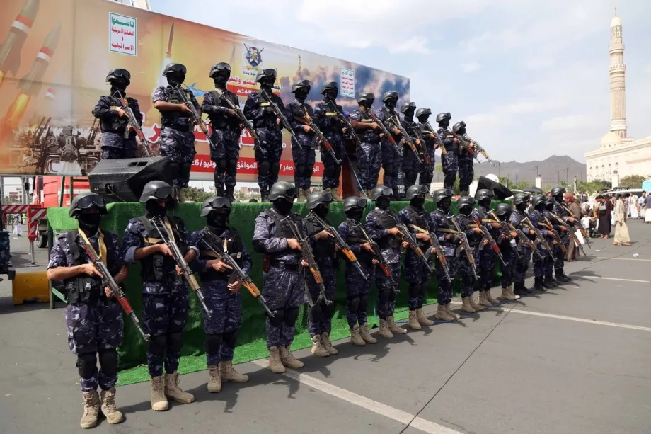 AA 20260717 42002739 42002735 HOUTHIS PROTEST IN SANAA IN SUPPORT OF ALHOUTHIS STATEMENTS 1 1