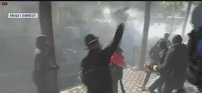 hidhet uje e gas