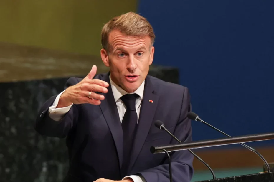 macron un mk