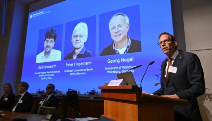 Nobeli i Mjekësisë shkon për “çelësin e dritës” që ndez dhe fik neuronet 19 nobel mjekesi