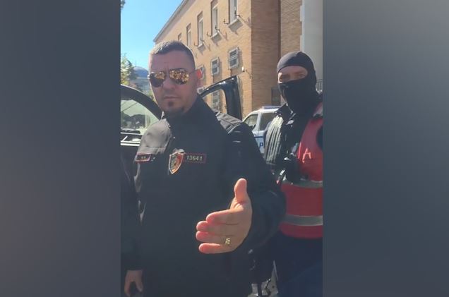 policia perplasje