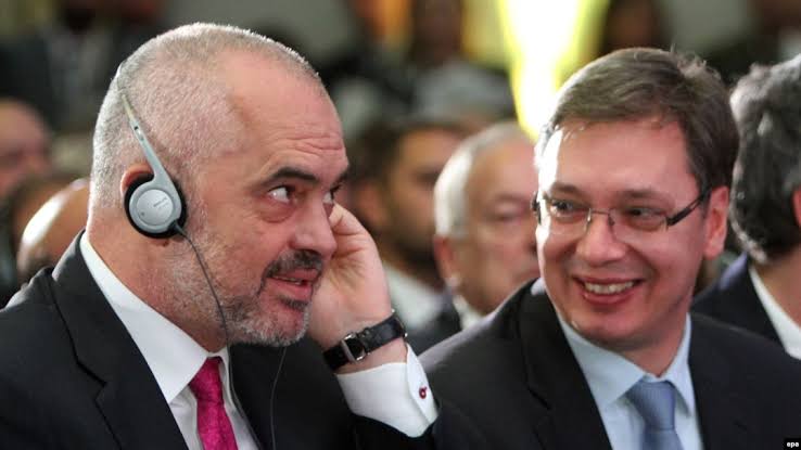 “Rama i ka qëndruar në krah në momente të vështira binjakut të tij”/ Këlliçi për deklaratat e Vuçiç: Të dy do të kenë të njëjtin fund! 8 rama vuviv