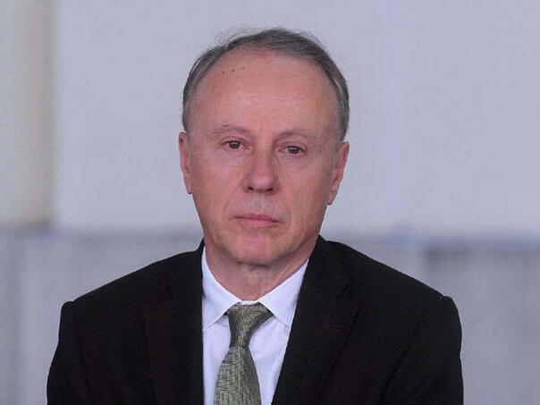 rektor beogradskog univerziteta tvrdi da mu je telefon zarazen izraelskim spijunskim softverom vlada