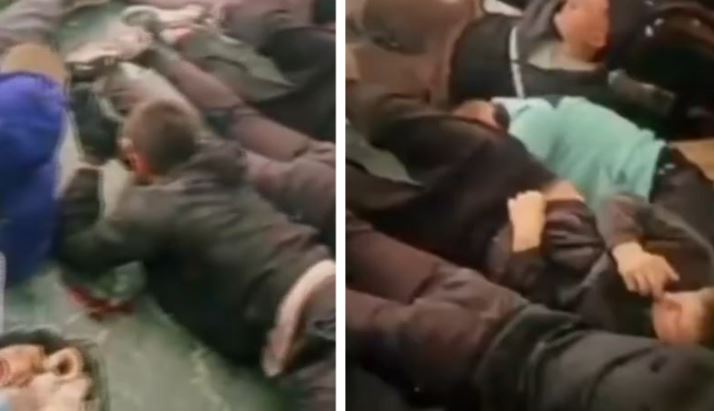 VIDEO – PAMJE TË RENDA! Kushte mizerabël në komisariate, të rinjtë e arrestuar mbahen përtokë dhe të lidhur 4 ytjhytjyrj