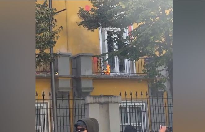zjarr te nin arsimit